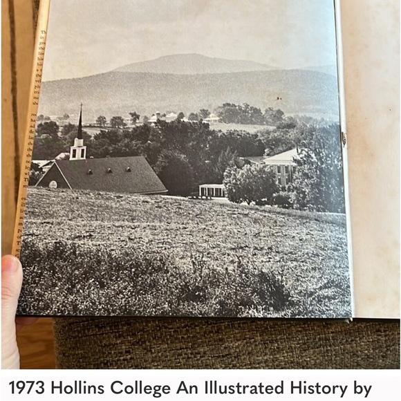 1973 Hollins College An Illustrated History by Frances J. Niederer Book - Picture 7 of 8